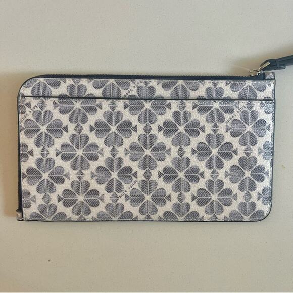 KATE SPADE NWOT Leather Lucy Spade Flower Wristlet, Beaded Bag Charm INCLUDED! - Picture 5 of 8